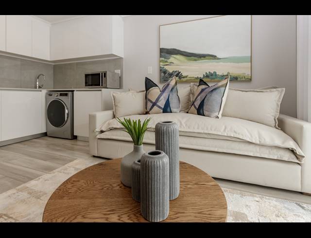 0.5 BEDROOM APARTMENT FOR SALE IN UMHLANGA CENTRAL